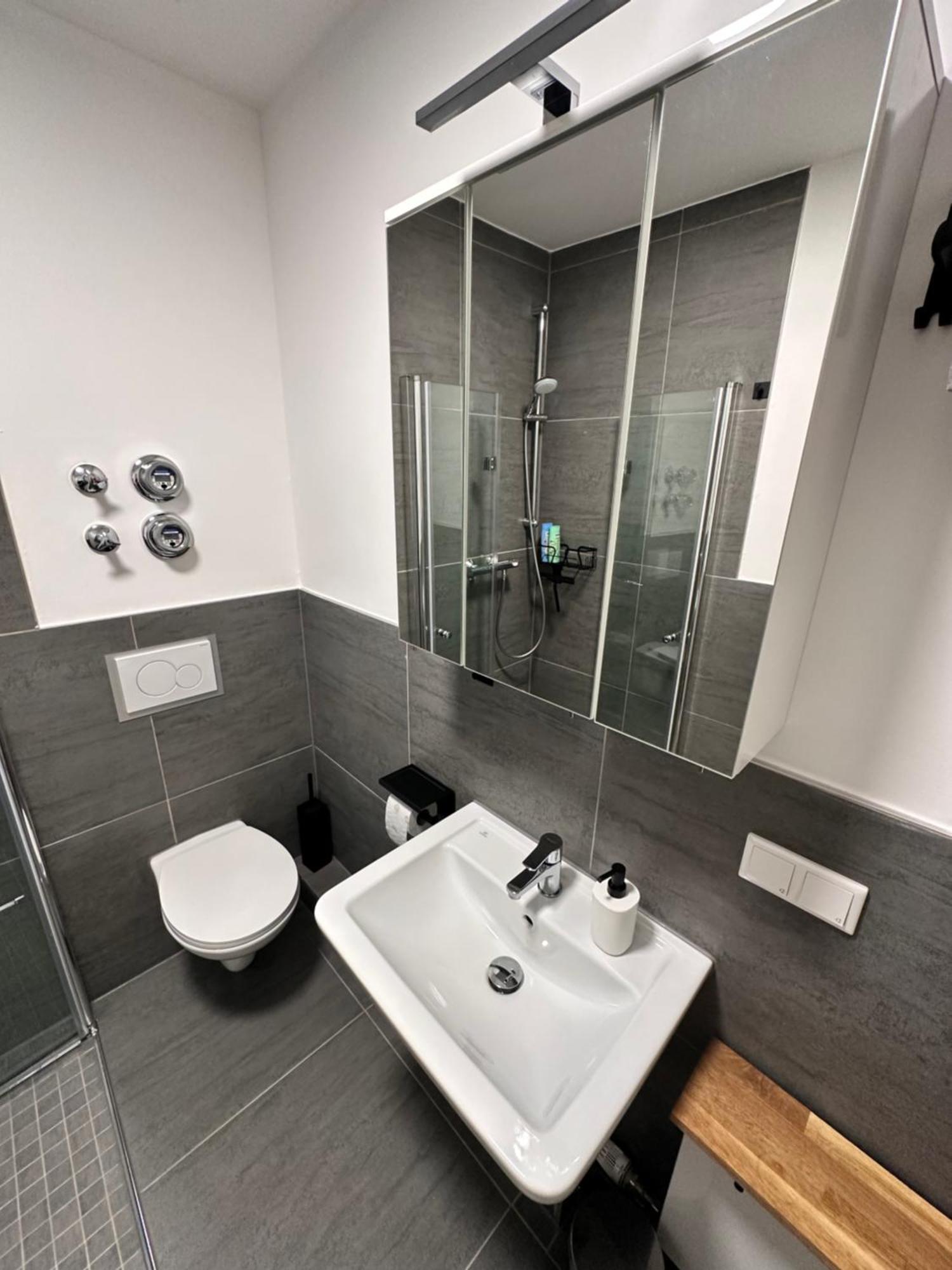 Zentrales Apartment Mit Parkplatz Hockenheim Zewnętrze zdjęcie